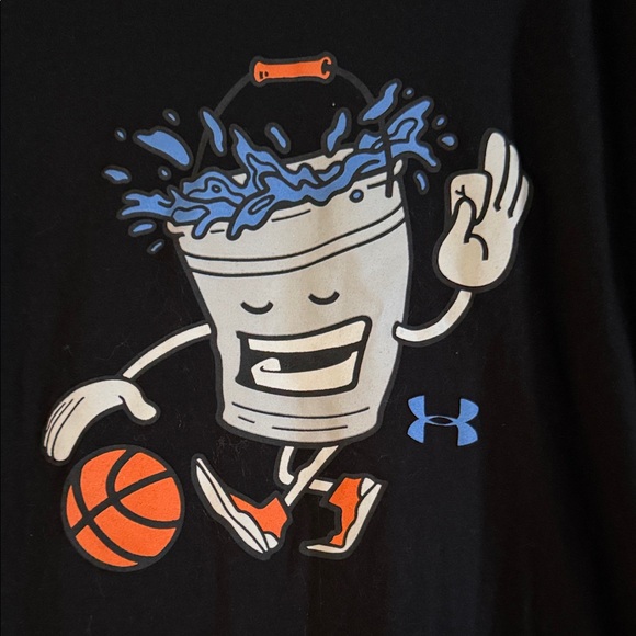 Boy’s Under Armour Black Tee with Basketball Graphic Print 🏀 - Picture 2 of 3